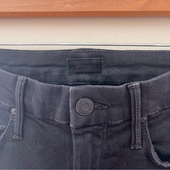 MOTHER High Waisted Looker Ankle Fray Jeans in Guilty Glitter Racer Size 25 - Picture 4 of 7